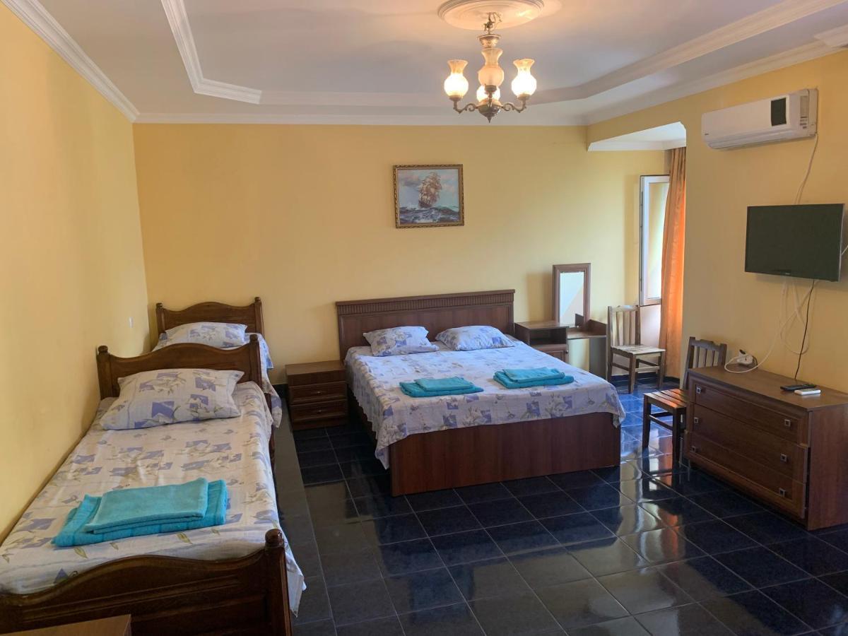 Guest House Rusalka Kobuleti Ngoại thất bức ảnh