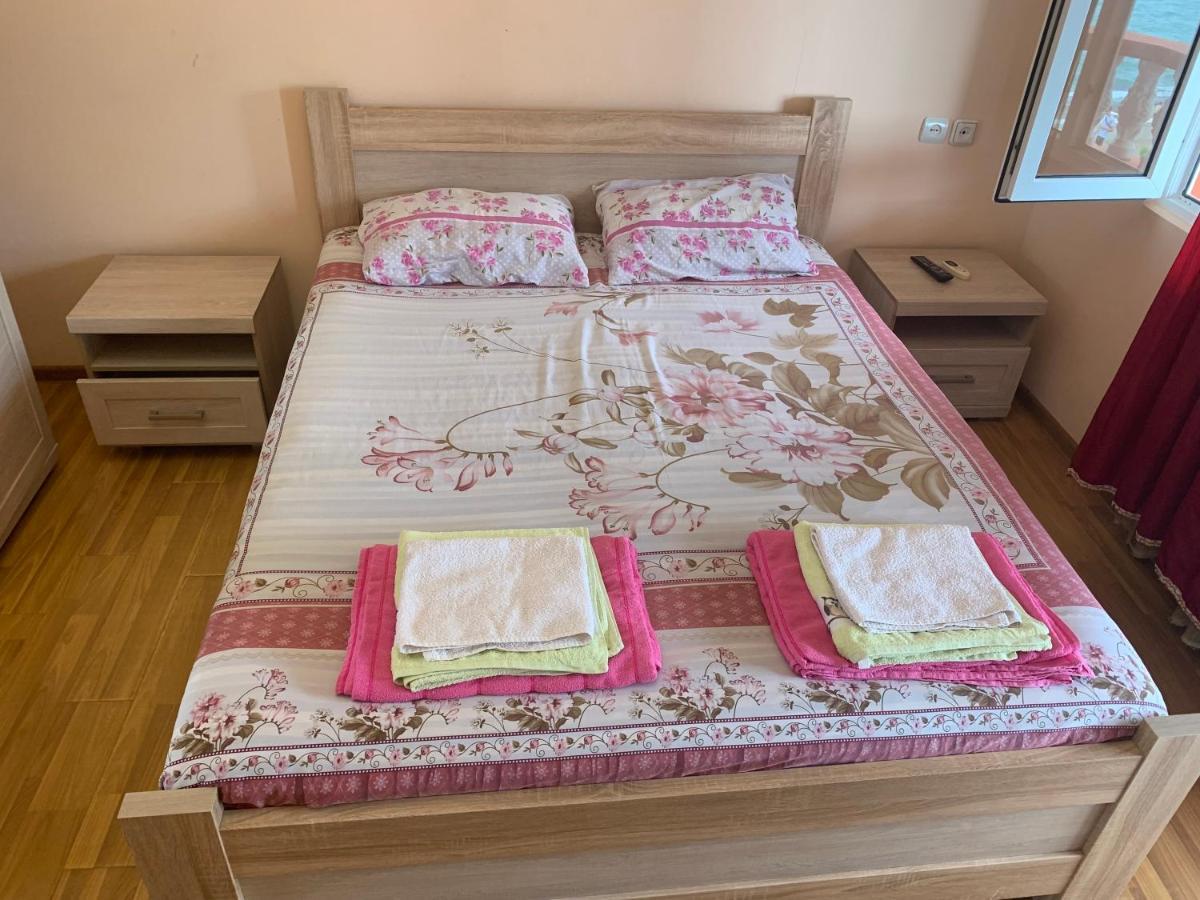 Guest House Rusalka Kobuleti Ngoại thất bức ảnh