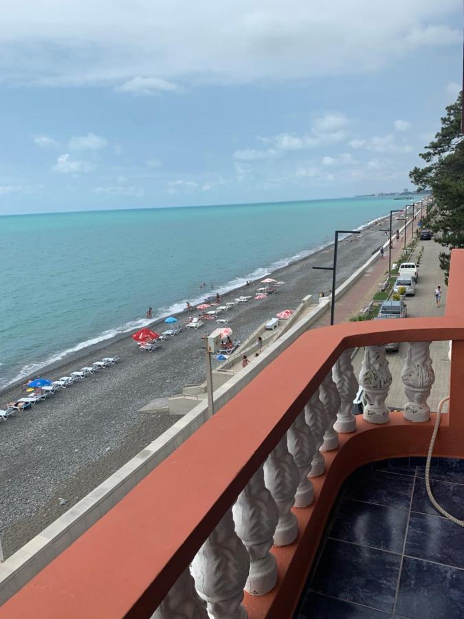 Guest House Rusalka Kobuleti Ngoại thất bức ảnh