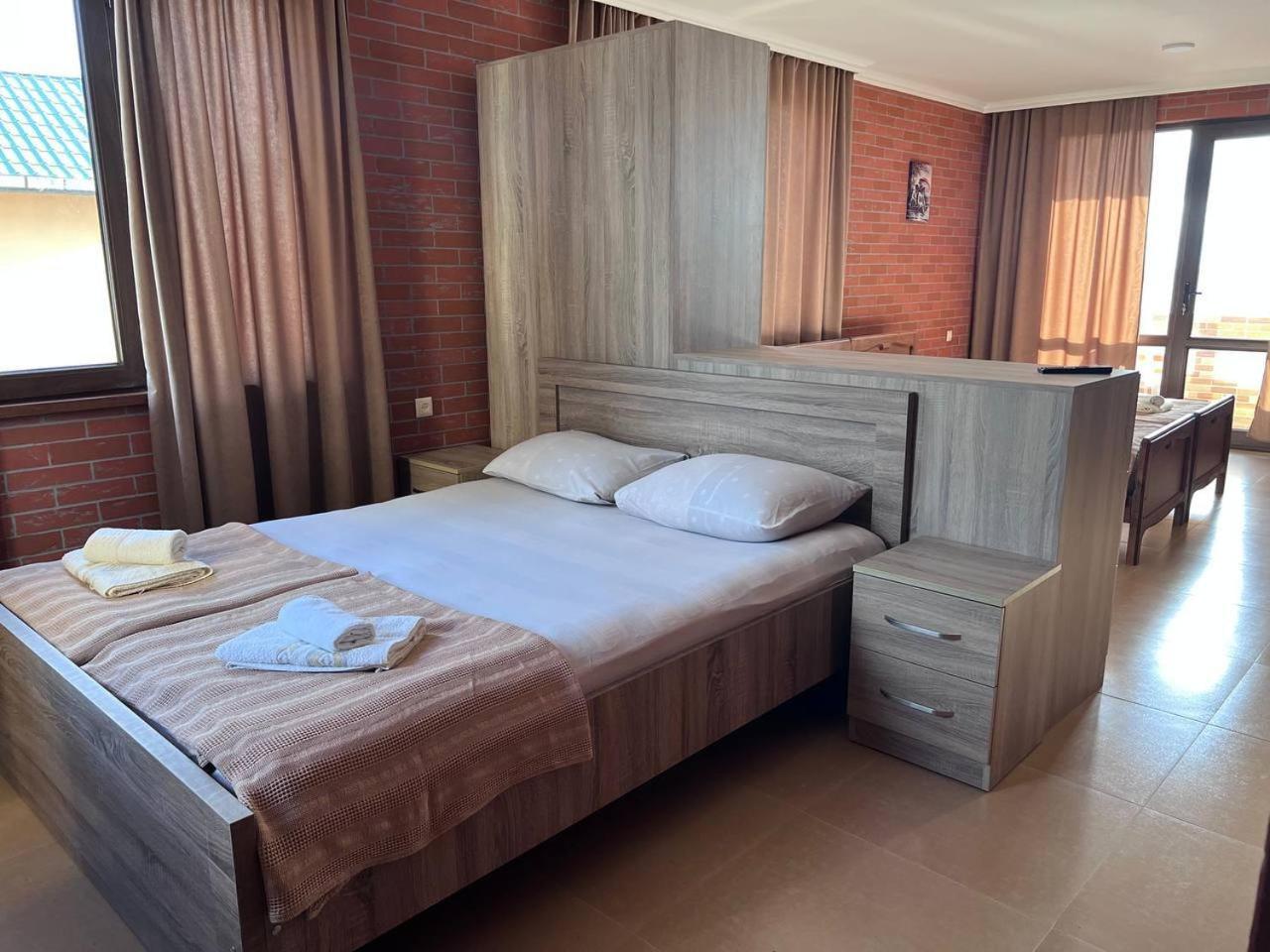 Guest House Rusalka Kobuleti Ngoại thất bức ảnh