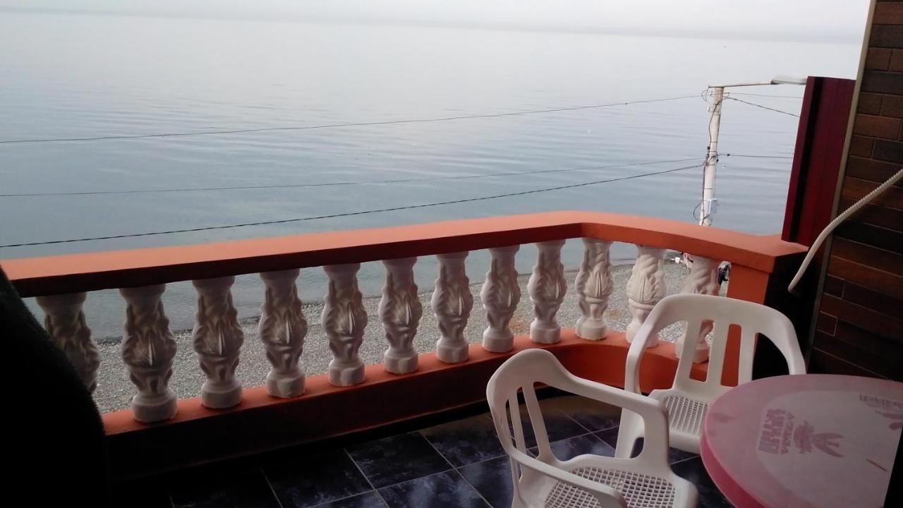Guest House Rusalka Kobuleti Ngoại thất bức ảnh